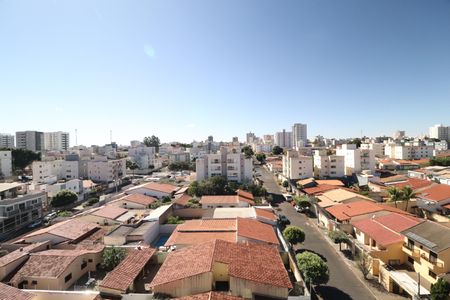 Apartamento para alugar com 2 quartos, 55m² em Santa Mônica, Uberlândia