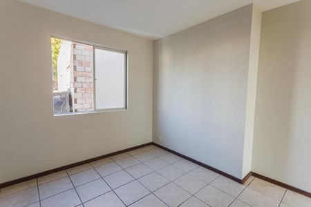 Apartamento à venda com 2 quartos, 60m² em Floresta, Belo Horizonte
