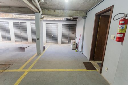 Garagem de apartamento à venda com 2 quartos, 60m² em Floresta, Belo Horizonte