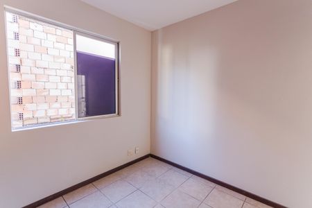 Apartamento à venda com 60m², 2 quartos e 2 vagas Apartamento à venda com 60m², 2 quartos e 2 vagasSuíte