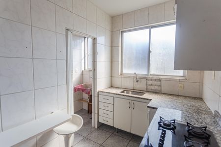 Apartamento à venda com 60m², 2 quartos e 2 vagas Apartamento à venda com 60m², 2 quartos e 2 vagasCozinha
