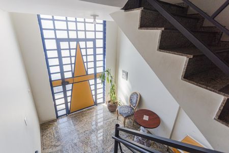 Apartamento à venda com 60m², 2 quartos e 2 vagas Apartamento à venda com 60m², 2 quartos e 2 vagasHall de entrada