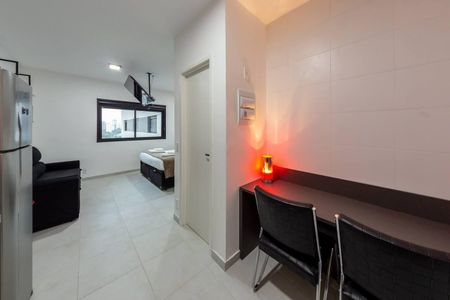 Apartamento à venda com 27m², 1 quarto e sem vaga Apartamento à venda com 27m², 1 quarto e sem vagaSala / Quarto