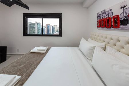 Apartamento à venda com 27m², 1 quarto e sem vaga Apartamento à venda com 27m², 1 quarto e sem vagaSala / Quarto