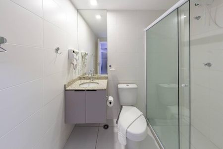 Banheiro de apartamento à venda com 1 quarto, 27m² em Vila Olímpia, São Paulo