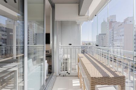 Apartamento para alugar com 35m², 1 quarto e 1 vaga Apartamento para alugar com 35m², 1 quarto e 1 vagaVaranda