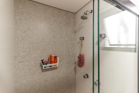 Banheiro de kitnet/studio para alugar com 1 quarto, 29m² em Vila Buarque, São Paulo