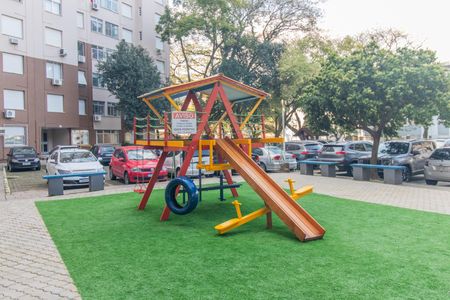 Apartamento para alugar com 45m², 1 quarto e 1 vaga Apartamento para alugar com 45m², 1 quarto e 1 vagaÁrea comum - Playground