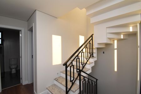 Casa de condomínio para alugar com 180m², 3 quartos e 2 vagasCorredor