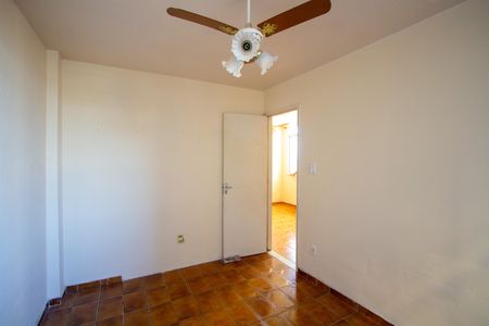 Quarto 1 de apartamento para alugar com 2 quartos, 70m² em Porto Novo, São Gonçalo