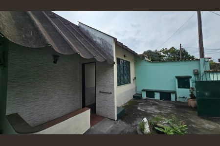Quintal de casa para alugar com 3 quartos, 249m² em Alto da Posse, Nova Iguaçu
