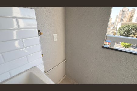 Apartamento à venda com 46m², 2 quartos e 1 vaga Apartamento à venda com 46m², 2 quartos e 1 vagaÁrea de serviço