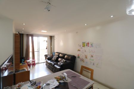 Apartamento à venda com 69m², 3 quartos e 2 vagasSala
