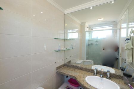 Apartamento à venda com 69m², 3 quartos e 2 vagasBanheiro da Suíte