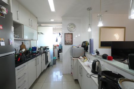 Cozinha de apartamento para alugar com 3 quartos, 69m² em Jardim Melo, Diadema