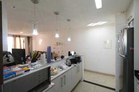 Apartamento à venda com 69m², 3 quartos e 2 vagasCozinha
