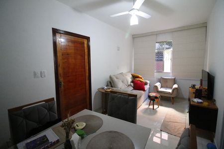Sala de apartamento para alugar com 1 quarto, 50m² em Pechincha, Rio de Janeiro
