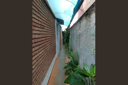 Casa à venda com 7 quartos, 220m² em Santo Amaro, São Paulo