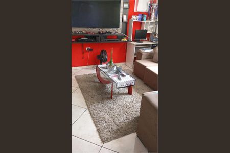 Casa à venda com 2 quartos, 184m² em Eldorado, Diadema