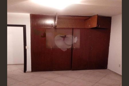 Casa à venda com 3 quartos, 300m² em Conceição, Diadema