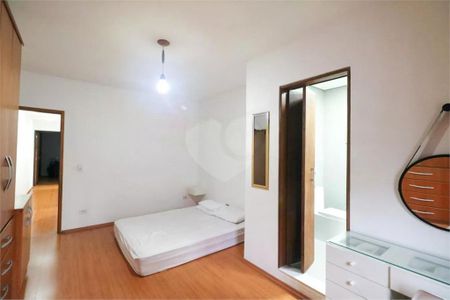 Casa à venda com 3 quartos, 200m² em Piraporinha, Diadema