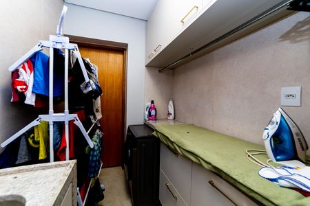 Área de Serviço de casa à venda com 3 quartos, 250m² em Cachoeirinha, Belo Horizonte