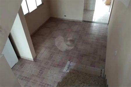 Casa à venda com 5 quartos, 132m² em Centro, Diadema
