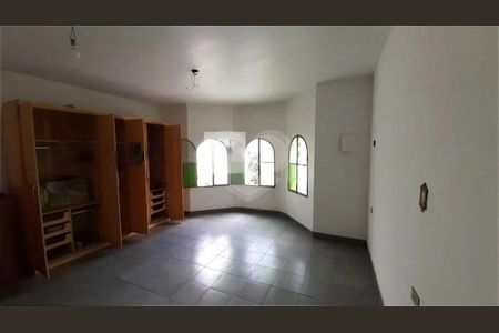 Casa à venda com 5 quartos, 132m² em Centro, Diadema