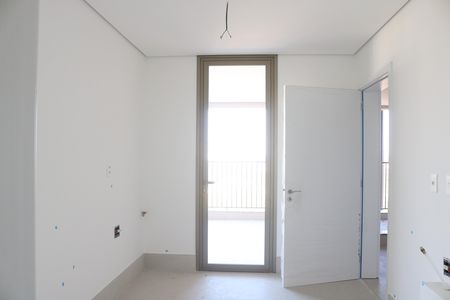 Apartamento à venda com 182m², 3 quartos e 3 vagasCozinha