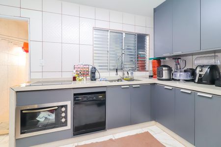 Casa 1 - Cozinha de casa à venda com 4 quartos, 280m² em Jardim das Camelias, São Paulo