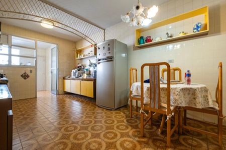 Apartamento à venda com 190m², 2 quartos e sem vaga Apartamento à venda com 190m², 2 quartos e sem vagaCozinha