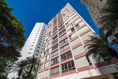 Apartamento à venda com 190m², 2 quartos e sem vaga Apartamento à venda com 190m², 2 quartos e sem vagaFachada