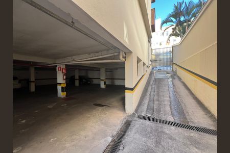 Garagem de apartamento à venda com 2 quartos, 93m² em Castelo, Belo Horizonte