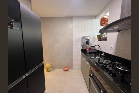 Cozinha de apartamento à venda com 2 quartos, 93m² em Castelo, Belo Horizonte