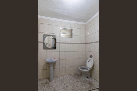 Casa para alugar com 105m², 2 quartos e sem vaga Casa para alugar com 105m², 2 quartos e sem vagaBanheiro