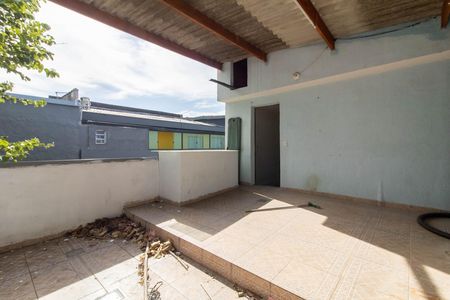 Casa para alugar com 105m², 2 quartos e sem vaga Casa para alugar com 105m², 2 quartos e sem vagaTerraço
