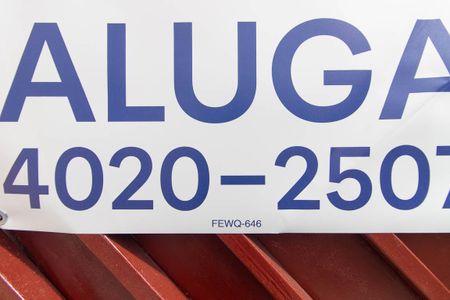 Placa FEWQ-646 de casa para alugar com 2 quartos, 170m² em Vila Constança, São Paulo