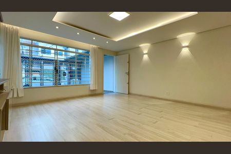 Sala de casa à venda com 3 quartos, 180m² em Vila Clementino, São Paulo