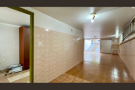 Casa à venda com 180m², 3 quartos e 3 vagas Casa à venda com 180m², 3 quartos e 3 vagasGaragem