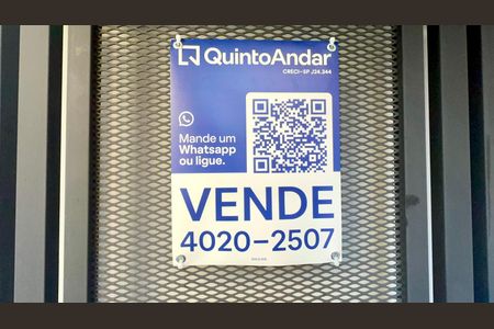Casa à venda com 180m², 3 quartos e 3 vagas Casa à venda com 180m², 3 quartos e 3 vagasPlaca
