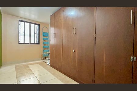 Quarto de Serviço de casa à venda com 3 quartos, 180m² em Vila Clementino, São Paulo
