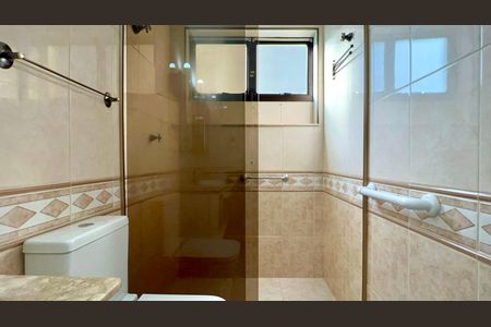 Casa à venda com 180m², 3 quartos e 3 vagas Casa à venda com 180m², 3 quartos e 3 vagasBanheiro