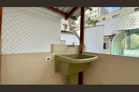 Casa à venda com 180m², 3 quartos e 3 vagas Casa à venda com 180m², 3 quartos e 3 vagasÁrea de Serviço