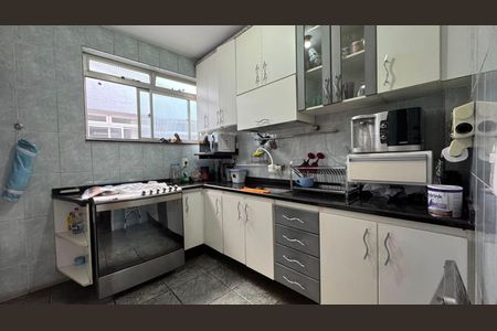Cozinha de apartamento à venda com 4 quartos, 260m² em Cidade Nova, Belo Horizonte