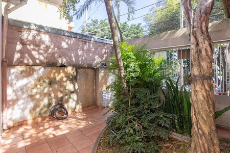 Quintal de casa à venda com 3 quartos, 128m² em Jardim Maristela, São Paulo