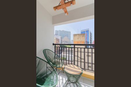 Varanda de kitnet/studio para alugar com 1 quarto, 28m² em Liberdade, São Paulo