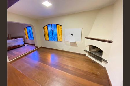 Casa à venda com 6 quartos, 354m² em Centro, Diadema