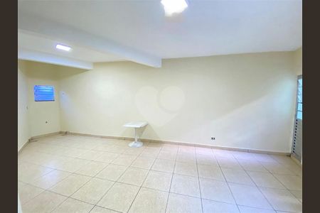 Casa à venda com 6 quartos, 354m² em Centro, Diadema
