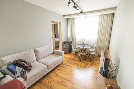 Apartamento para alugar com 2 quartos, 61m² em São João Batista, Belo Horizonte
