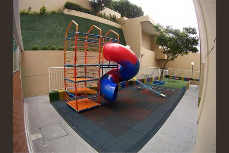 Apartamento à venda com 2 quartos, 43m² em Canhema, Diadema